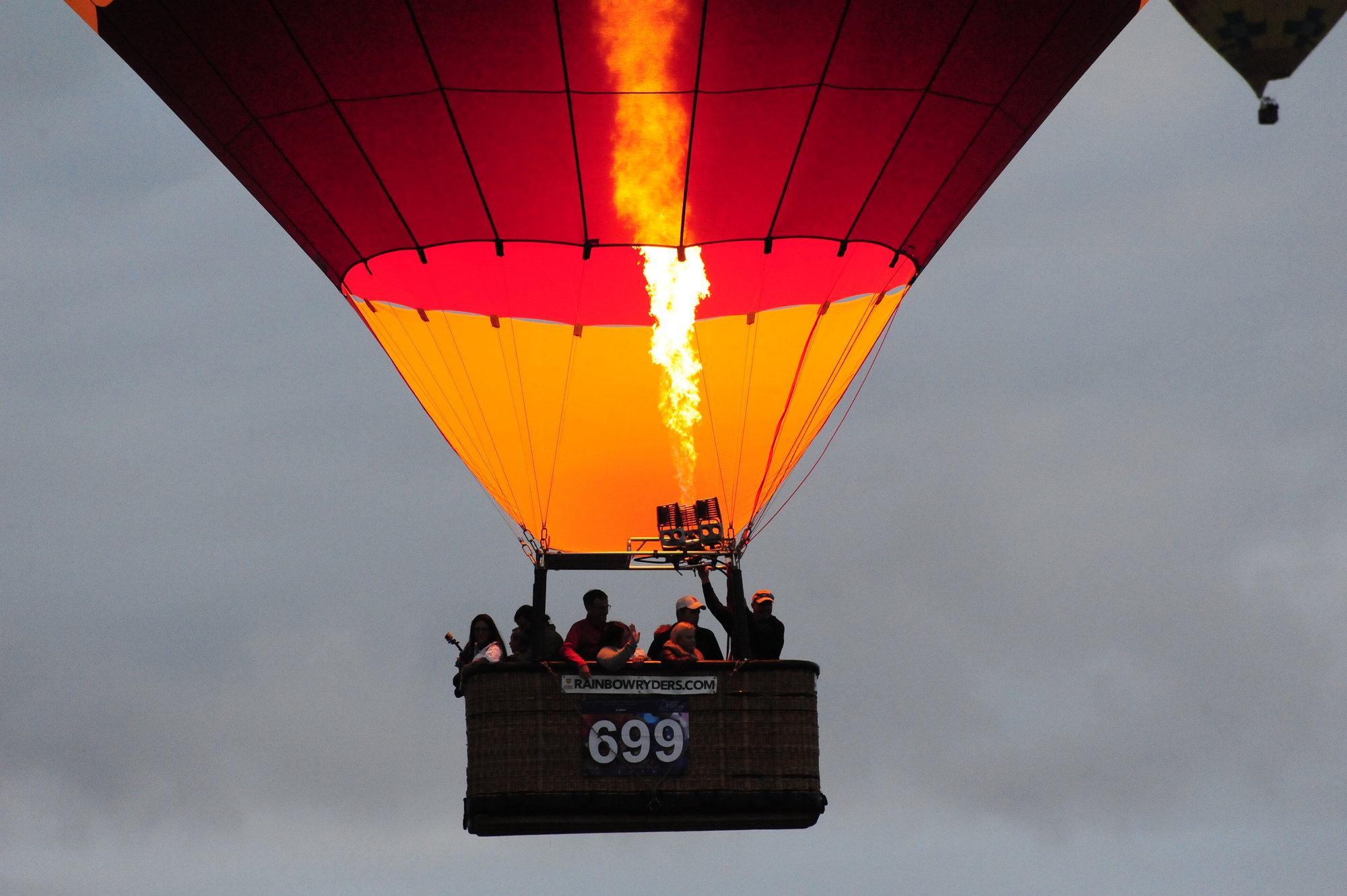 hot air balloon