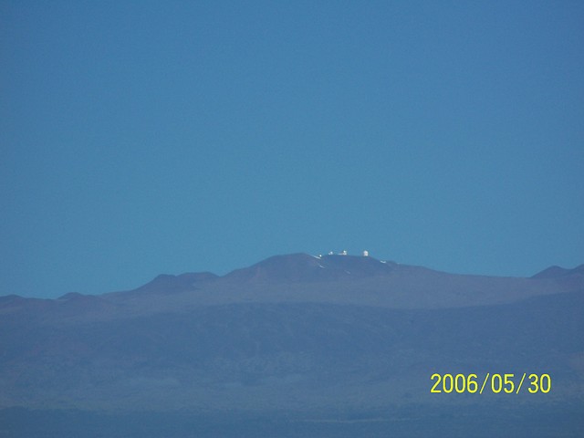 [A Lot of Famous Telescopes Are On the Summit of Mauna Kea]