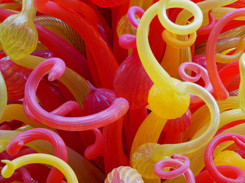 [Chihuly Glass (squiggly)]