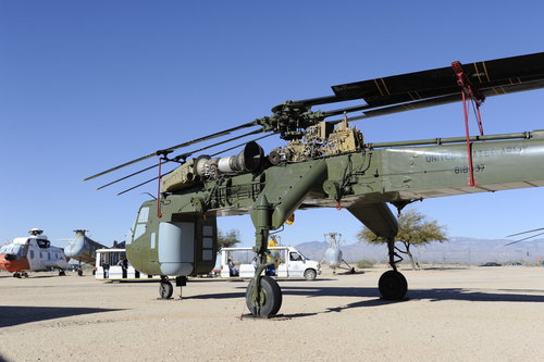 [Sikorsky CH54a Skycrane Heavy Lift Helicopter] style=