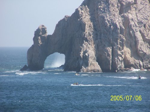 Breaking Waves at Cabo