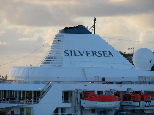 [Silversea Cruise Ship Near Us]